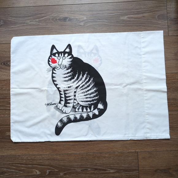 Vtg 70s Kliban Cat Kiss Cheek Standard Pillow Case Cover Bedding Marlborough - Picture 3 of 6